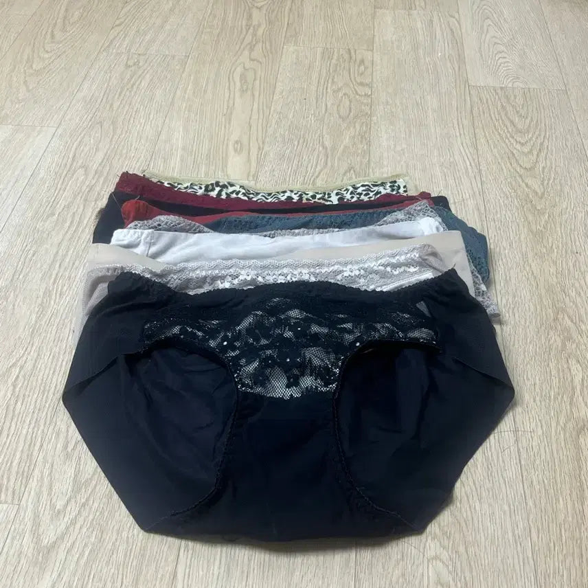 [BUNJANG] Underwear Bundle Set / 속옷.팬티 일괄 (손세탁 후 배송) *1