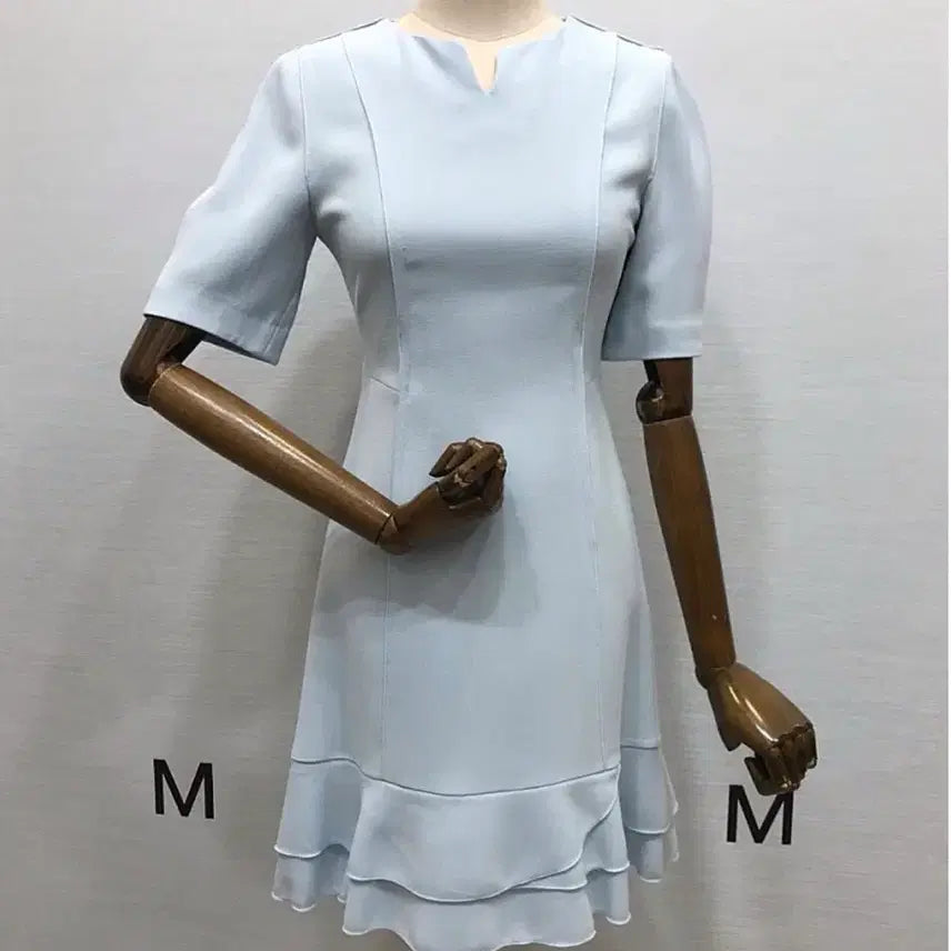 [BUNJANG] It MICHAA Sky Blue Hem Ruffle Dress / 잇미샤 하늘색 밑단 러플 원피스