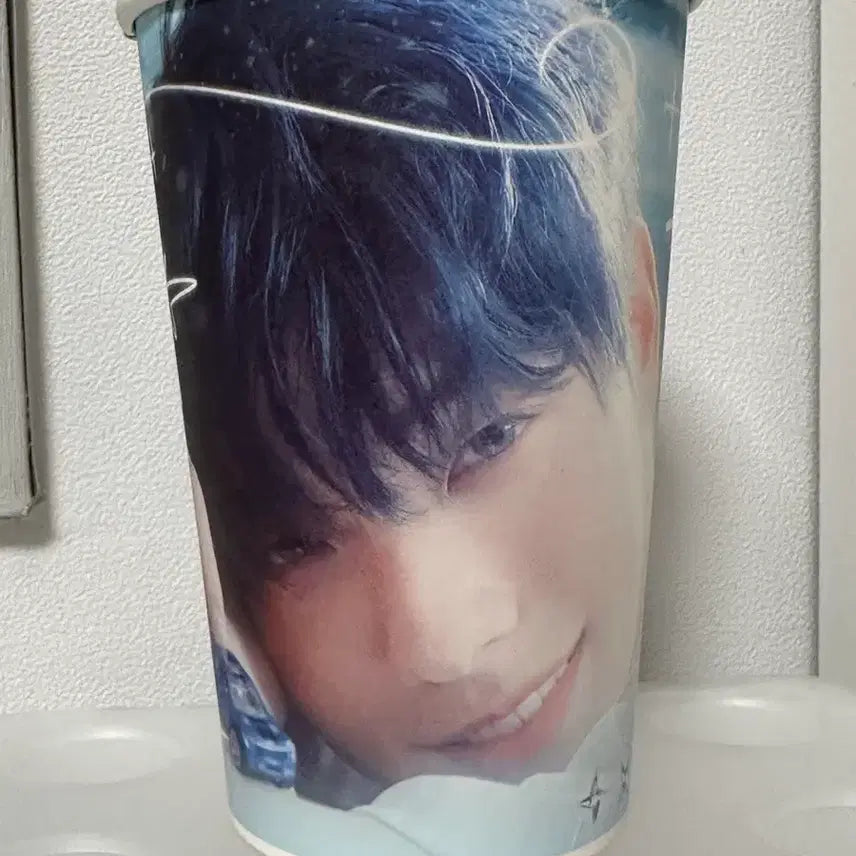 [BUNJANG] TXT Yeonjun Soobin Taehyun Hueningkai Birthday Cafe Cup Holder Set / 투바투 생일 카페 컵홀더 양도 수빈 연준 태현 휴닝