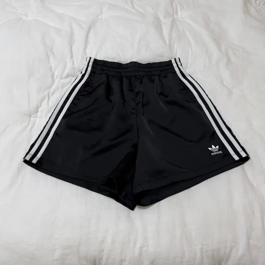 [BUNJANG] Adidas Authentic Shorts / 아디다스 정품 반바지