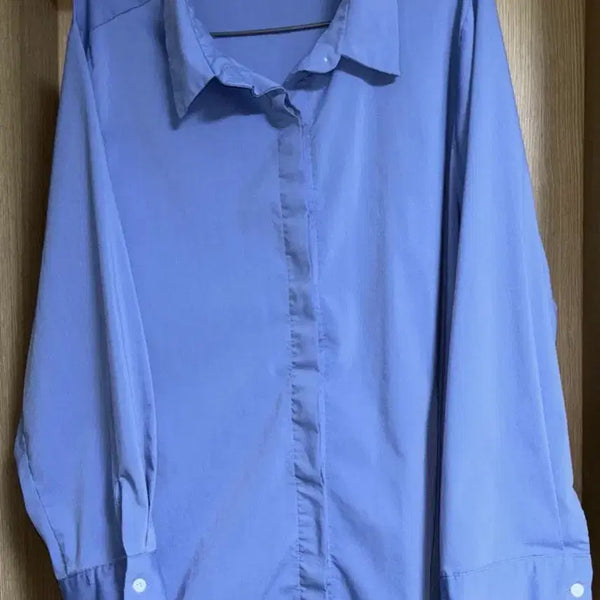 [BUNJANG] J Style Big Size Hidden Button Slit Shirt - Blue / 제이스타일 빅사이즈 히든버튼 트임 셔츠 - 블루