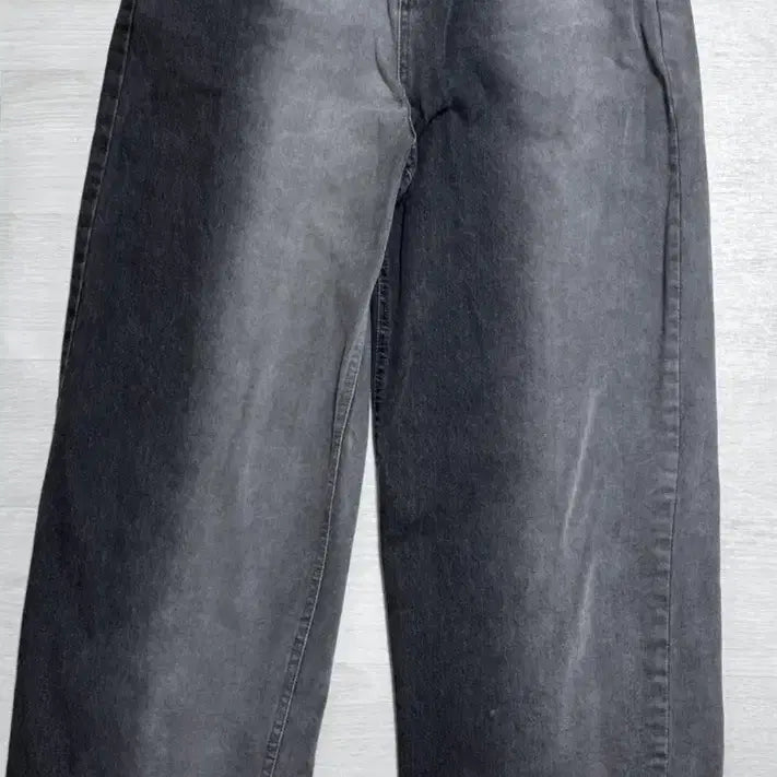 [BUNJANG] OOTJ Vintage Grey Denim Pants / OOTJ 서울 빈티지 그레이 데님팬츠