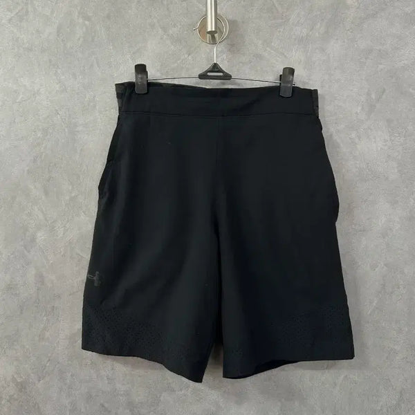 [BUNJANG] Under Armour Black Shorts (M) / 언더아머 블랙 반바지 M
