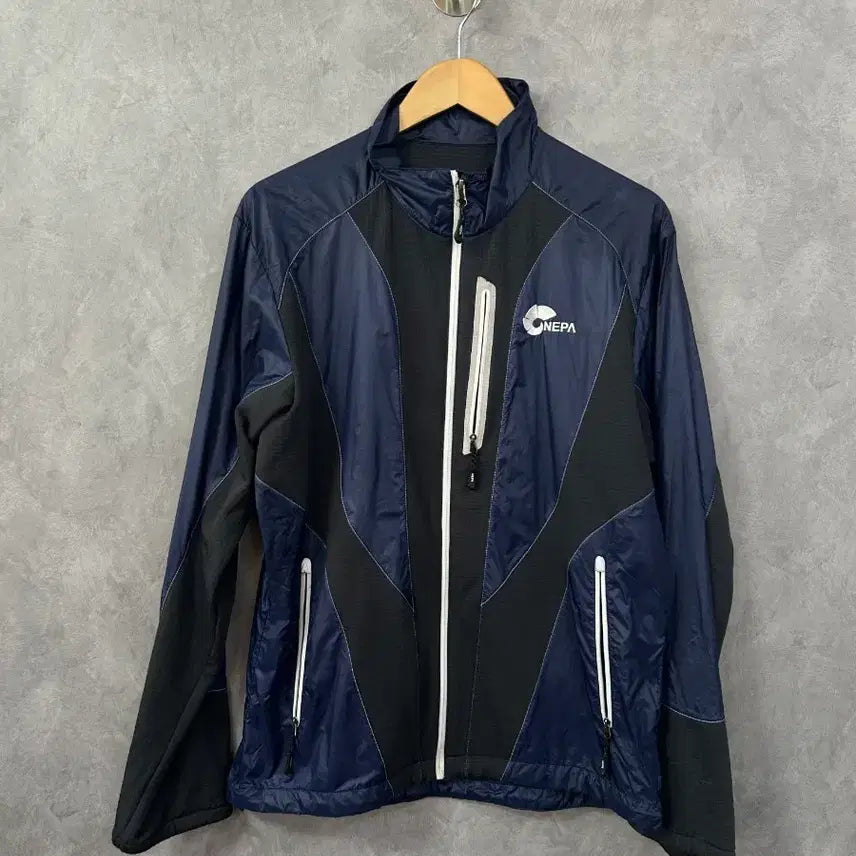 [BUNJANG] NEPA Windbreaker Jumper Navy Black L / 네파 바람막이 점퍼 네이비 블랙 L