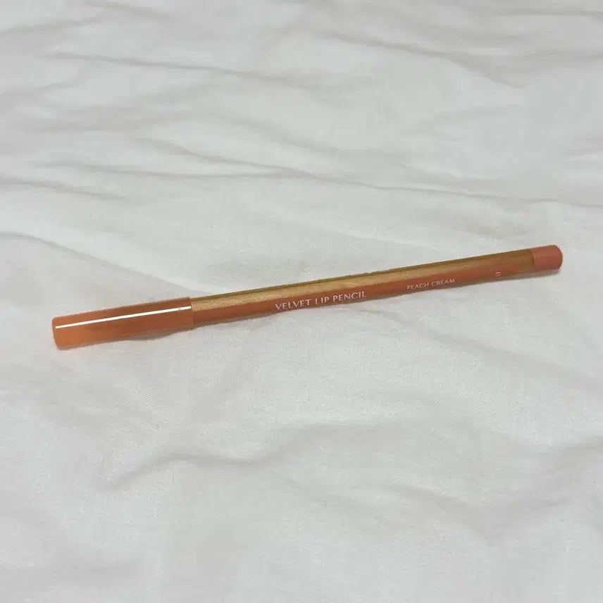[BUNJANG] CLIO Velvet Lip Pencil - Peach Cream / 클리오 립펜슬 - 피치크림