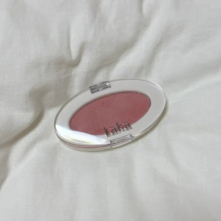 [BUNJANG] LAKA Love Silk Blush - Rubber / 라카 블러셔 - 러버