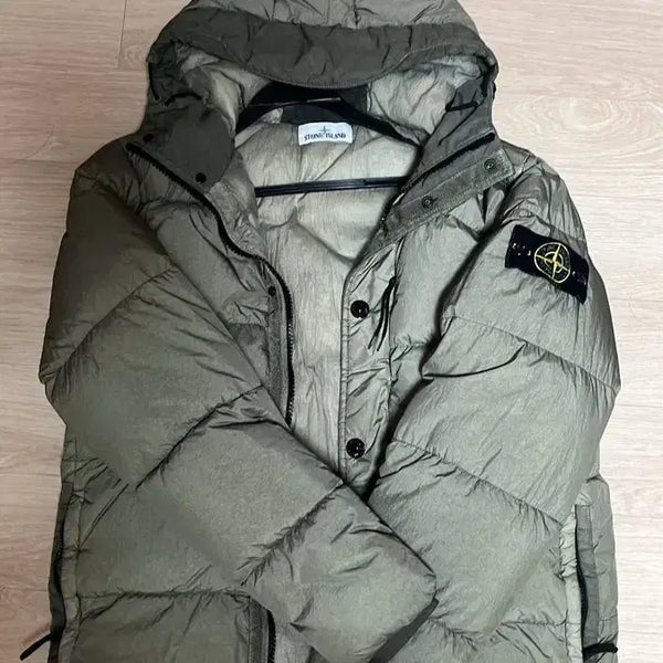 [BUNJANG] Stone Island Garment Dyed Crinkle Reps NY Down Padded Jacket Khaki M / 스톤아일랜드 카키패딩 M