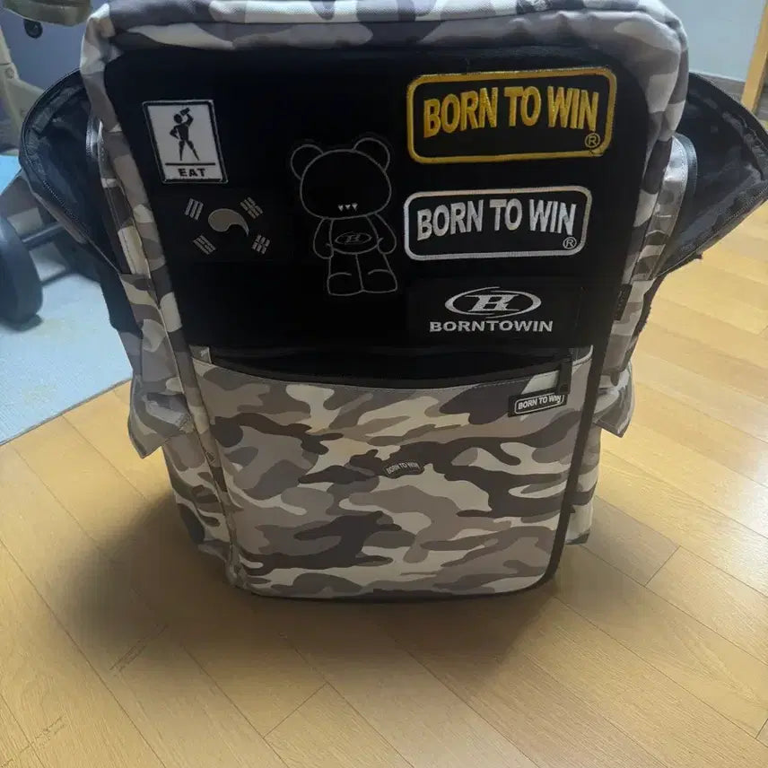 [BUNJANG] Born to Win Camouflage Backpack with Bear and Taegeukgi Patches / 본투윈 백팩 b1
