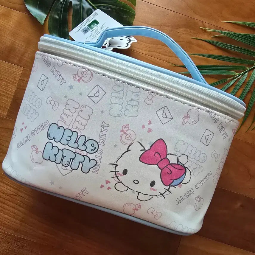 [BUNJANG] Hello Kitty Pouch Bag / (미사용) 헬로키티 파우치 가방