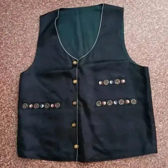 [BUNJANG] Black Vest with Gold Button Embellishment / 검정색 조끼 금장 단추 장식