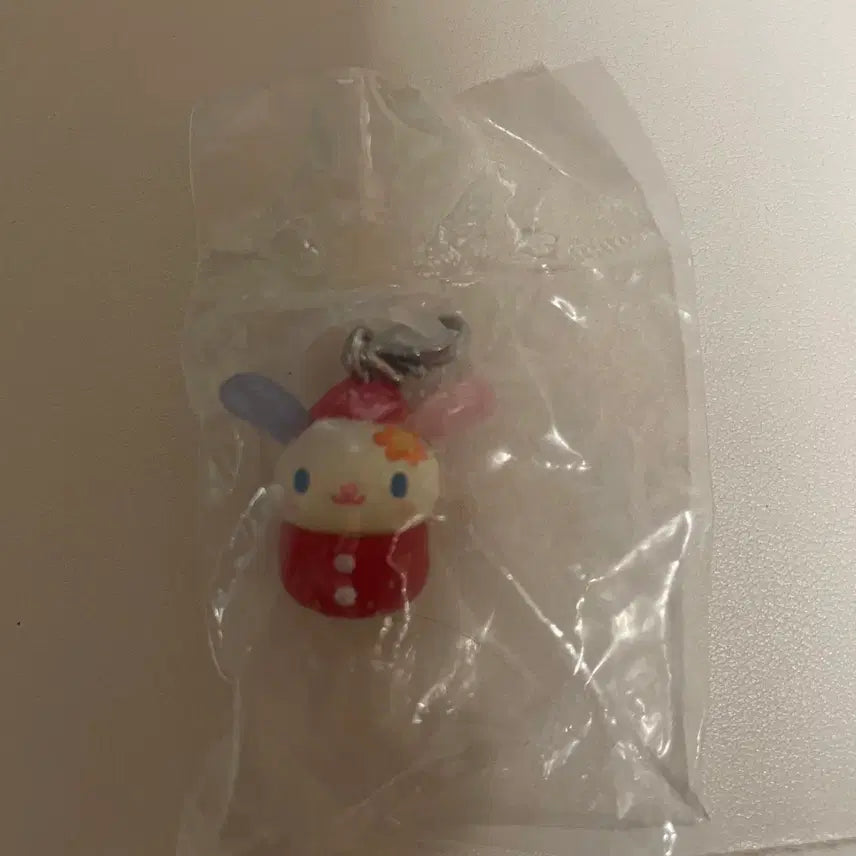 [BUNJANG] Usahana Strawberry Bookmark Charm / 우사하나 딸기 메지루시 키링