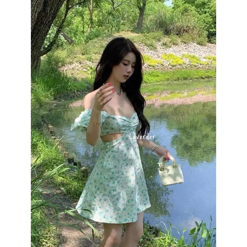 [BUNJANG] ZARA Off-Shoulder Floral Puff Sleeve Cut-Out Mini Dress / 자라 오프숄더 퍼프 휴양지 원피스 꽃무늬 컷팅 미니드레스 S사이즈