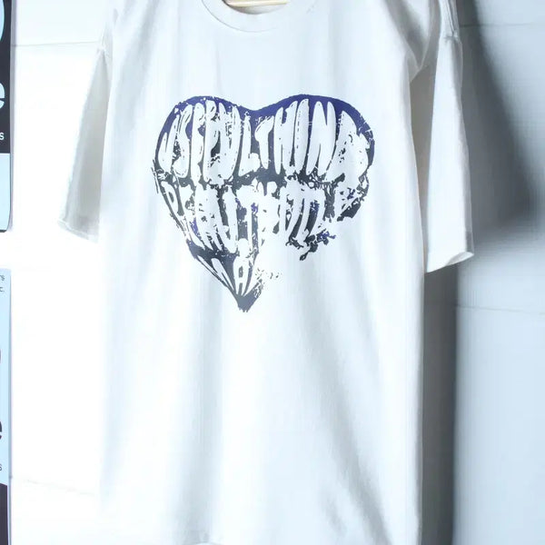 [BUNJANG] Street Lettering Heart Short Sleeve T-Shirt White / (M-L) 니티드 반팔 티셔츠 레터링 하트 화이트 스트릿-H36620