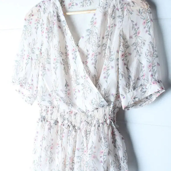 [BUNJANG] Roem Flower Pattern Short-Sleeve Collar T-Shirt Blouse / W(S) 로엠 반팔 카라 티셔츠 셔츠 남방 블라우스 플라워-H36644