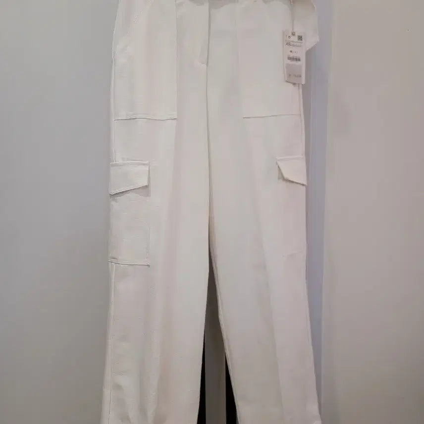 [BUNJANG] ZARA White Cargo Wide Pants XS / 자라 ZARA 화이트 카고 와이드 팬츠 XS 44~55 택달린새제품