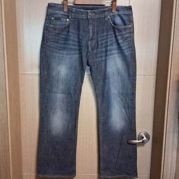 [BUNJANG] Calvin Klein Men's Denim Jeans (34-inch) / 남성용 캘빈클라인 데님 청바지 (34인치)
