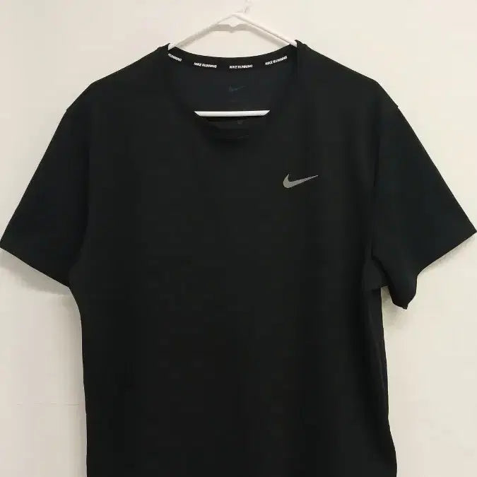 [BUNJANG] Nike Dri-FIT Short Sleeve T-Shirt Black / 나이키 드라이핏 반팔 티셔츠 블랙