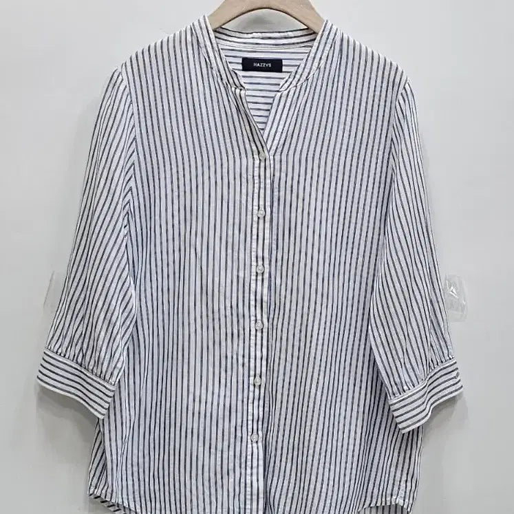 [BUNJANG] HAZZYS Striped 3/4 Sleeve Shirt Blouse / HAZZYS 헤지스 스트라이프 칠부소매 셔츠 블라우스 / 여 90 화이트 네이비