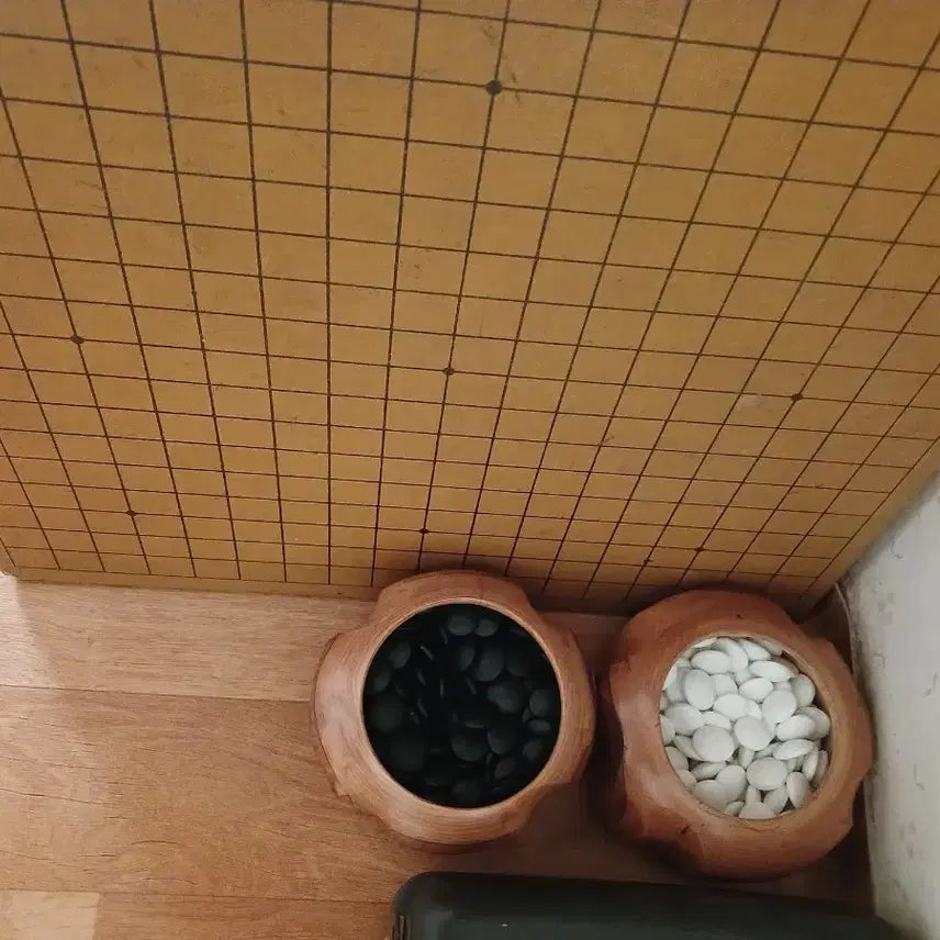 [BUNJANG] Go Board Set with Black and White Stones / 바둑판 세트 흑백돌 포함