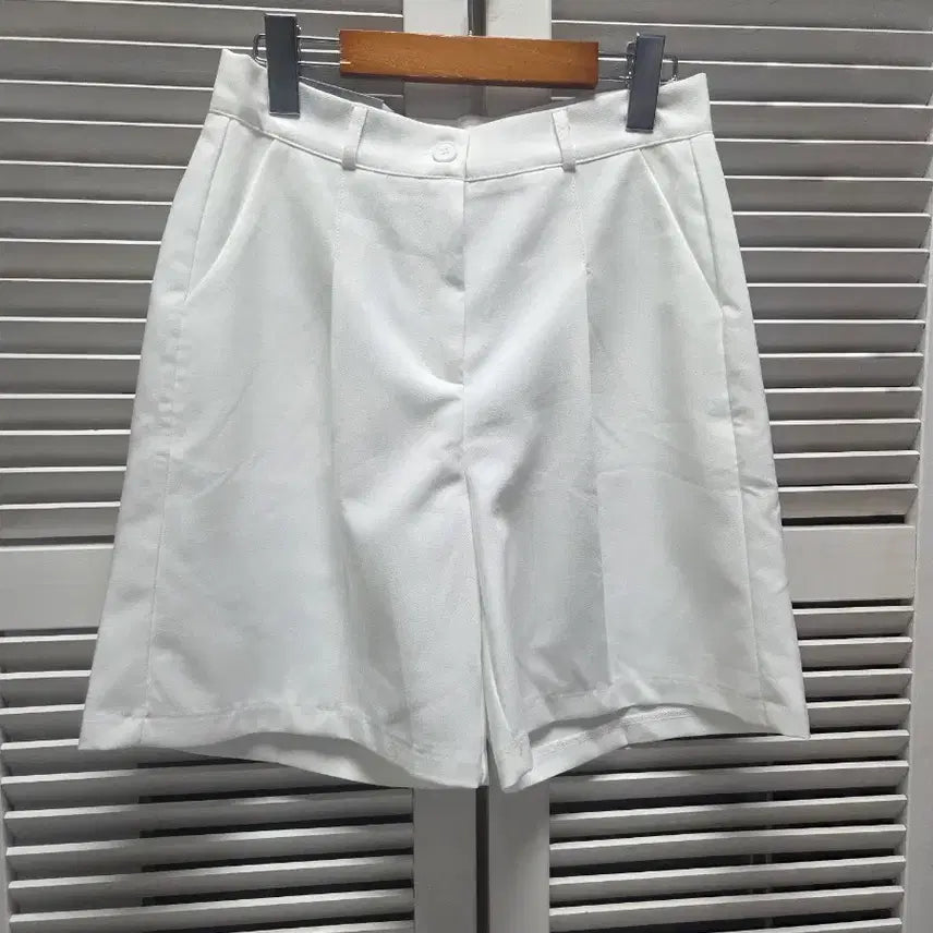 [BUNJANG] Needsome New Storage Shorts / needsome 니드썸 반바지 보관새제품