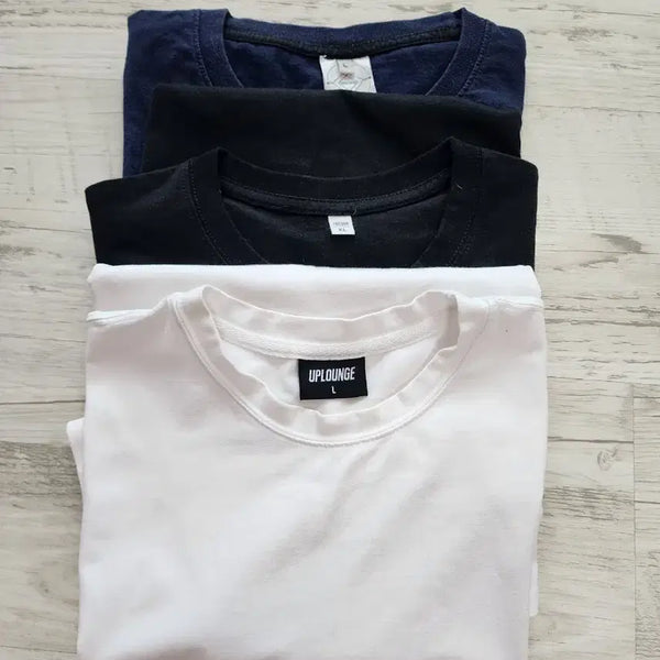 [BUNJANG] UPLOUNGE 3-Piece Short Sleeve T-Shirt Bundle Set (Navy, Black, White) Size 100 / UPLOUNGE 외 반팔 티셔츠 3벌 일괄 팜. 100사이즈 네이비/블랙/화이트