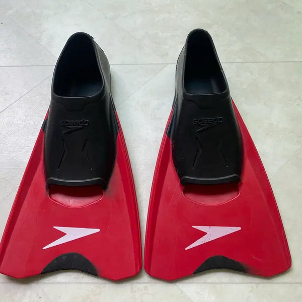 [BUNJANG] Speedo Switchblade Short Fins / 스피도 스위치 블레이드 숏핀 오리발