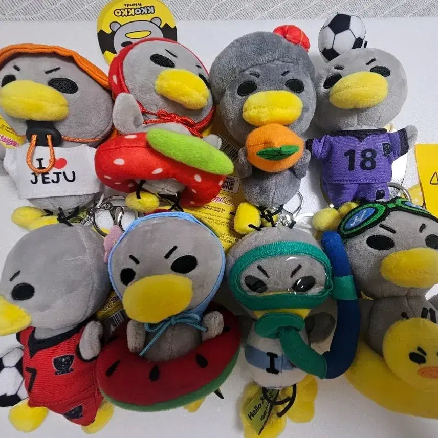 [BUNJANG] Annyeong Jadu X Kkko Friends Plush Keychain / 안녕자두야 꼬꼬프렌즈 인형 키링