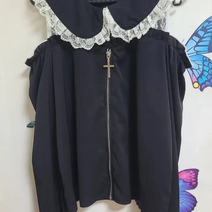 [BUNJANG] Mars Cross Shoulder Blouse / mars 마즈 십자가 블라우스