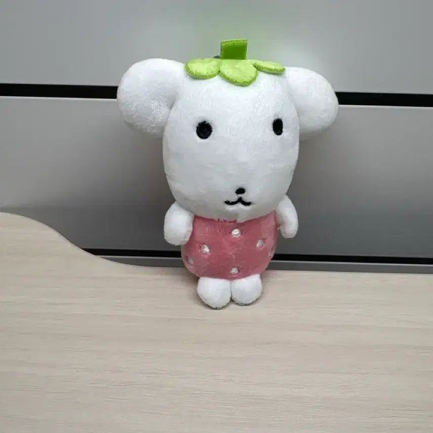 [BUNJANG] Ganadi Pink Strawberry Plush Keychain / 가나디 핑크색 딸기 인형