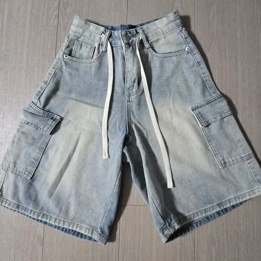 [BUNJANG] Light Wash Denim Cargo Shorts / 연청 데님 카고 반바지