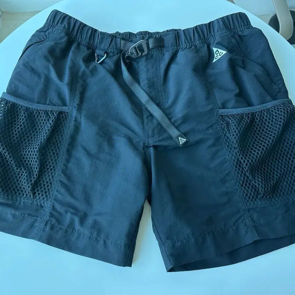 [BUNJANG] Nike ACG Snowgrass Cargo Shorts Black / 나이키 ACG 스노우그래스 카고 쇼츠 블랙 - 아시아