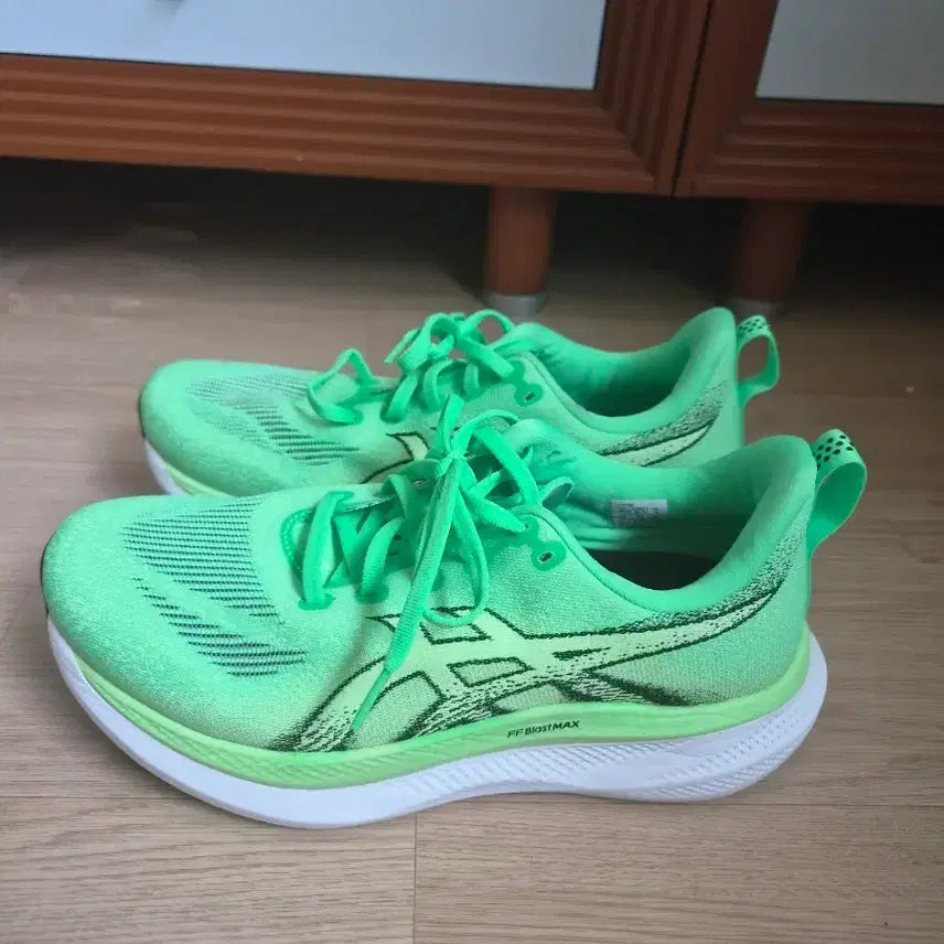 [BUNJANG] Asics GlideMax 2 Running Shoes - 260mm Fluorescent Green / 아식스 글라이드맥스2  260