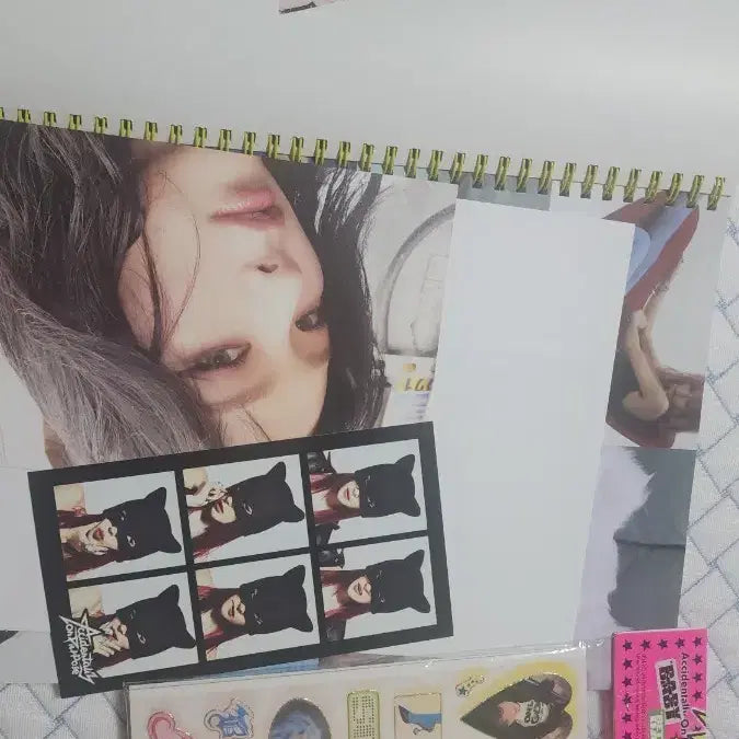 [BUNJANG] Red Velvet Seulgi Be Natural Photobook + Sticker Album (Photocard Excluded) / [판매] 레드벨벳 슬기 베낫베 포토북+스티커 앨범(포카x)