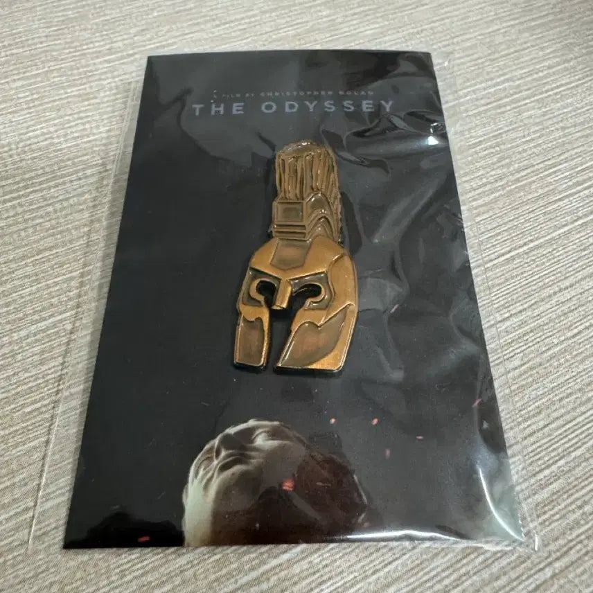 [BUNJANG] Odyssey Premiere Helmet Badge / 영화 오디세이 시사회 투구 뱃지 굿즈 팝니다 (미개봉)