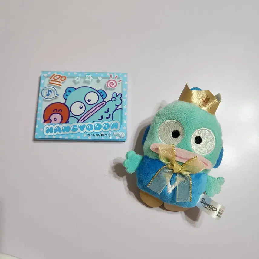 [BUNJANG] Hangyodon Mascot Brooch & Magnet Set / 한교동 마스코트 브로치, 자석 세트