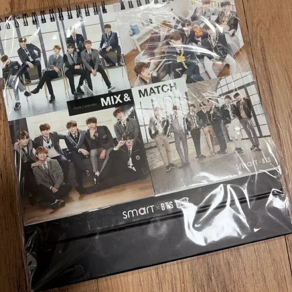 [BUNJANG] BTS Billboard 2018 Group Cover Magazine (Rare) / BTS SMART BTS Style Calendar (MIX & MATCH) 판매합니다.
