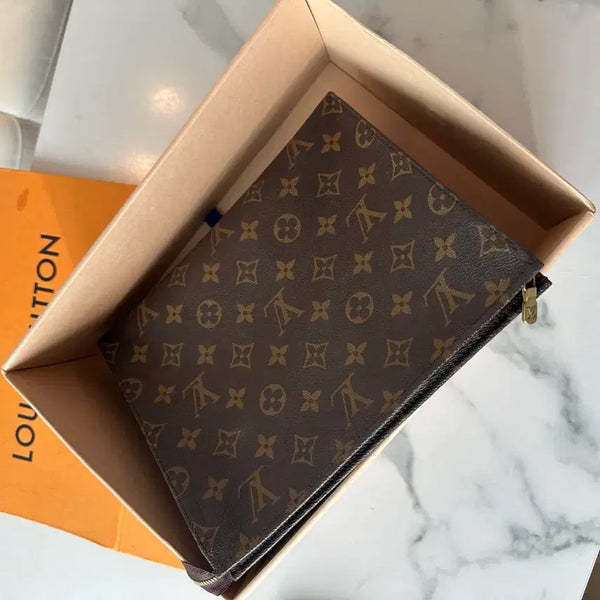 [BUNJANG] Louis Vuitton Monogram Canvas Toilette 26 Clutch Bag / 거의 새거 루이비통 토일렛26 캔버스 클러치백