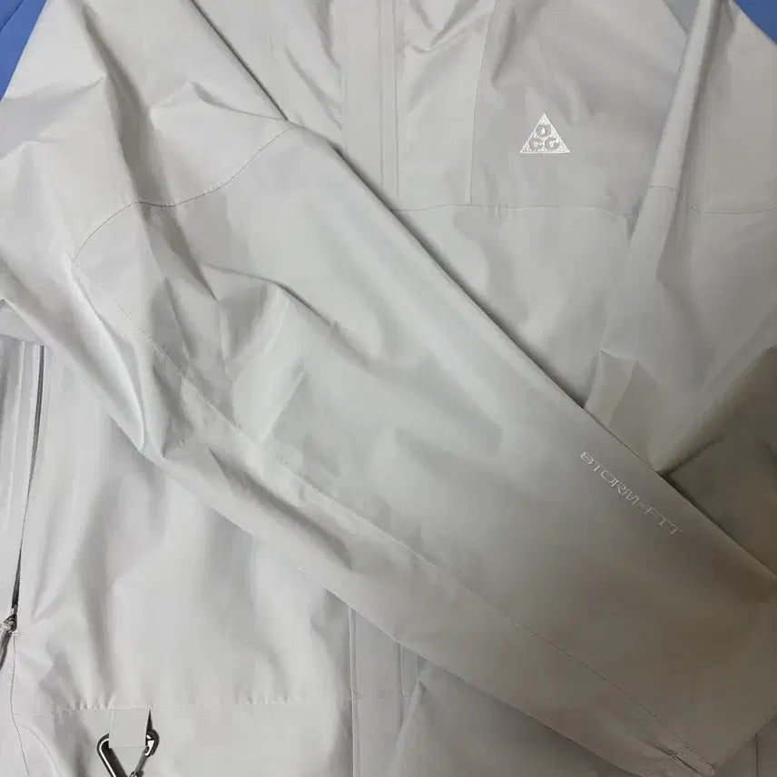 [BUNJANG] Nike ACG Storm-FIT ADV Cascade Rain Full Zip Jacket / 나이키 ACG 스톰핏 ADV 케스케이드 레인 풀 집 자켓