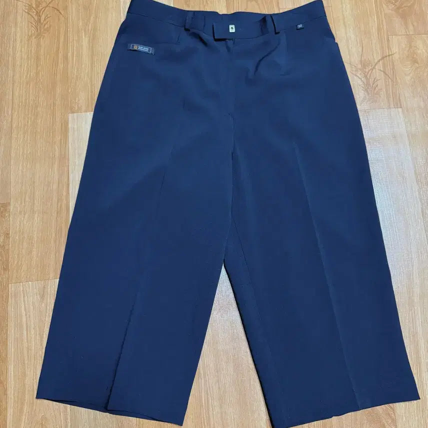 [BUNJANG] Women's 7-Quarter Slacks Black / 여성 7부 슬랙스 32 검정검은색블랙반바지긴바지