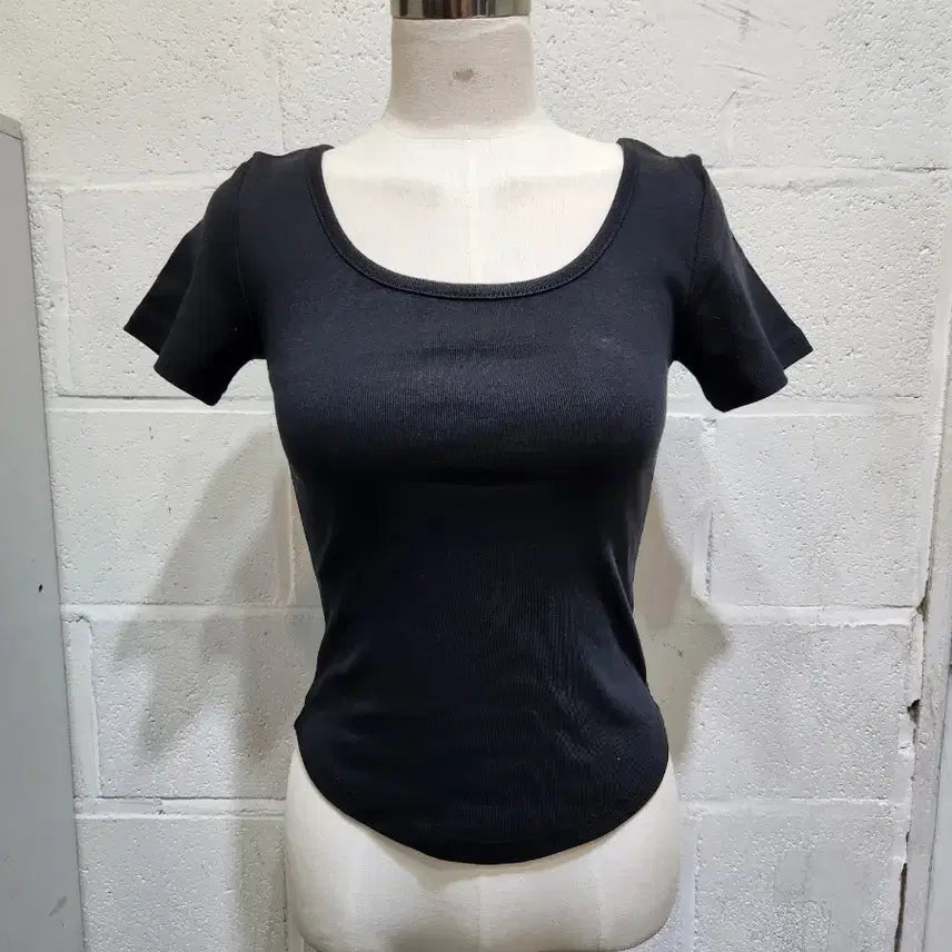 [BUNJANG] Basic Round Neck Short Sleeve T-Shirt - Black / 밑단u 라운드 기본면 무지 반팔1- 블랙