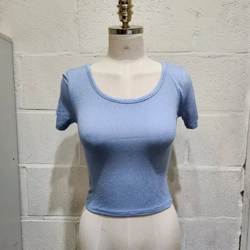 [BUNJANG] Round Neck Cropped Ribbed Short Sleeve T-Shirt - Sky Blue / 앞뒤 라운드 크롭 잔골지 반팔- 하늘색