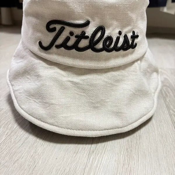 [BUNJANG] Titleist Bucket Hat Beige / 타이틀리스트 버킷햇