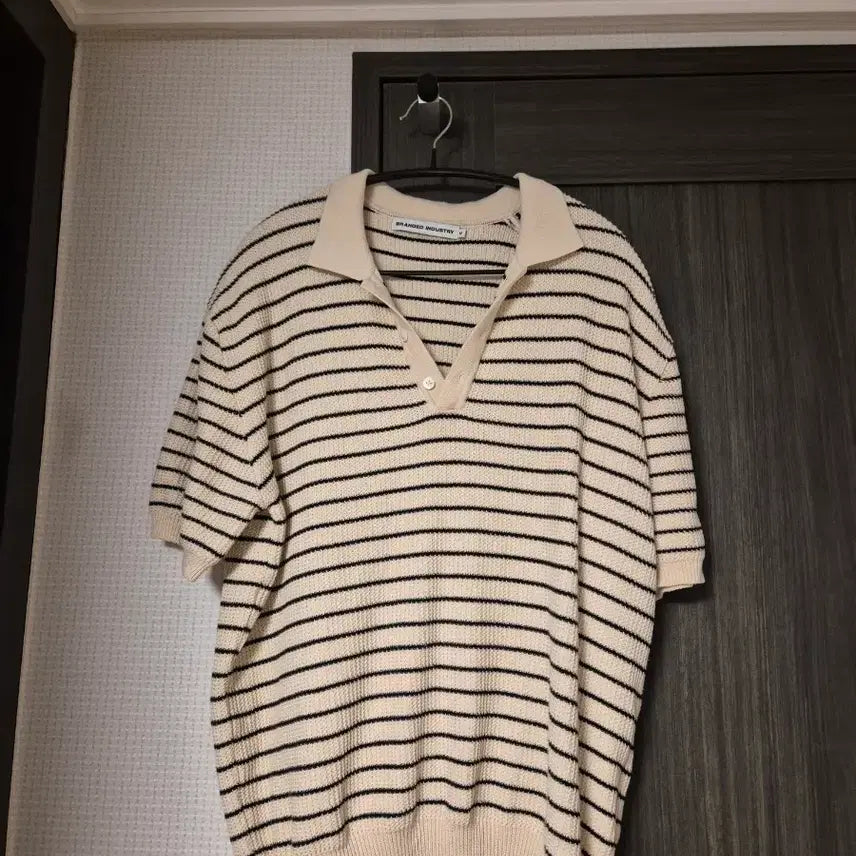 [BUNJANG] Branded Hard Twist Holiday Polo Knit / 브랜디드 / HARD TWIST HOLIDAY POLO KNIT[IVORY STRIPE, NAVY, BLACK] / M