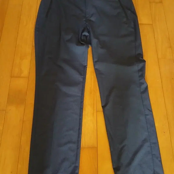 [BUNJANG] AIDER Summer Golf Pants Navy (Size 86) / 에이더 여름 골프바지 네이비 (86)