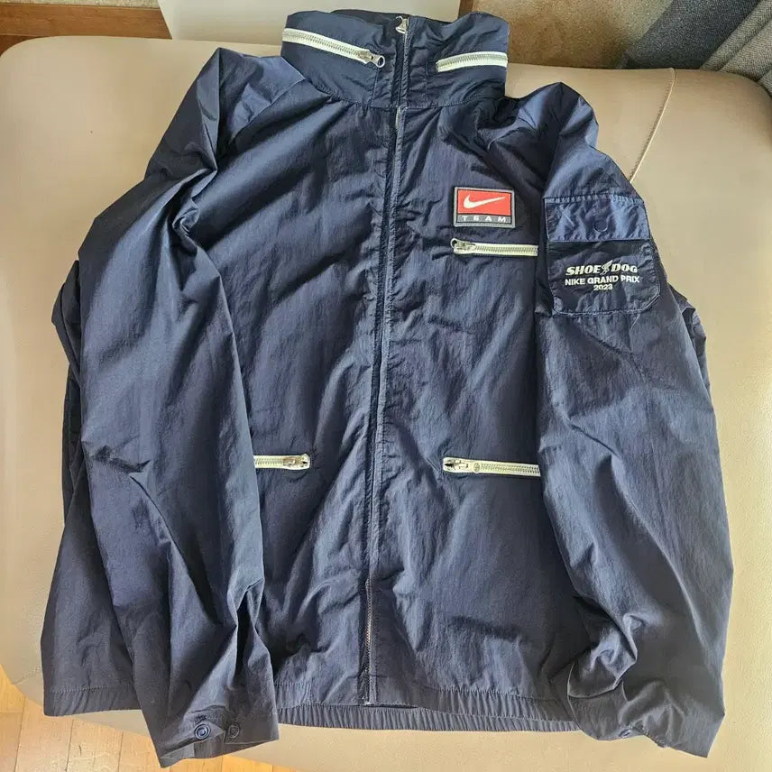 [BUNJANG] Nike Team Grand Prix 2023 Windbreaker Jacket / 나이키 팀 바람막이 네이비 SHOE DOG NIKE GRAND PRIX 2023