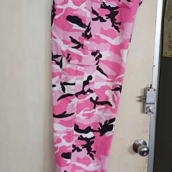 [BUNJANG] Men's Cargo Jeans Pink Camouflage Pattern Size 39 / 스테인남성여름청바지39싸이즈기장105센치