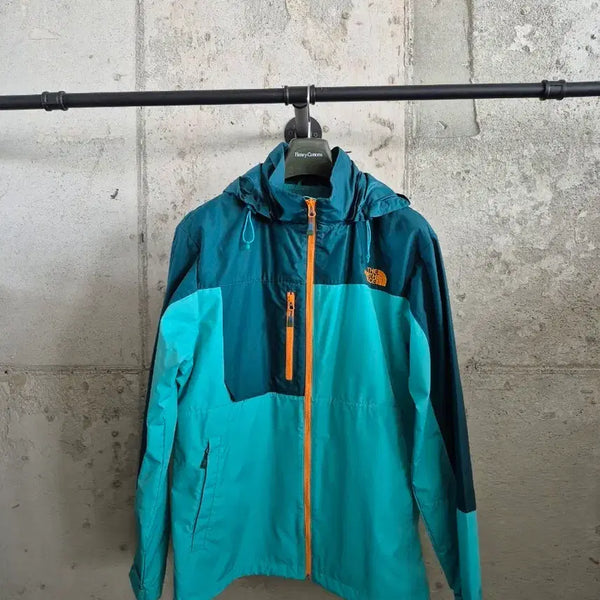 [BUNJANG] The North Face Hooded Windbreaker Jacket - Size 110 / 노스페이스 후드 바람막이 자켓 110