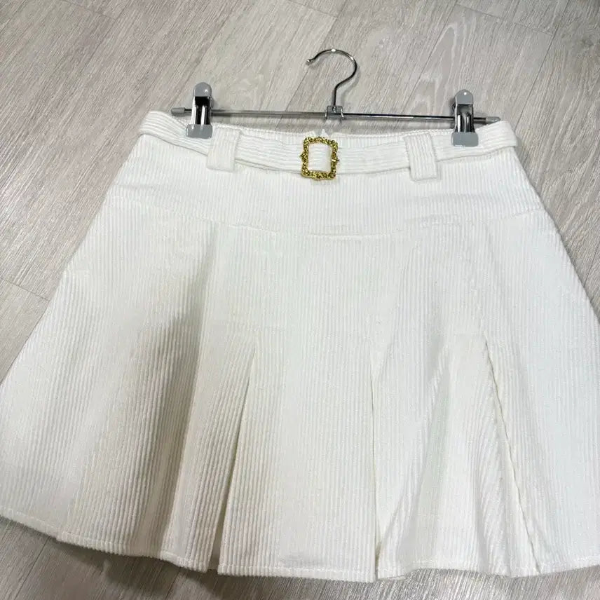 [BUNJANG] Corduroy Skirt / 서쿠키