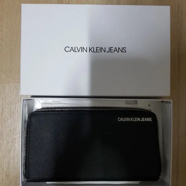 [BUNJANG] Calvin Klein Long Wallet / ck 캘빈클라인 장지갑