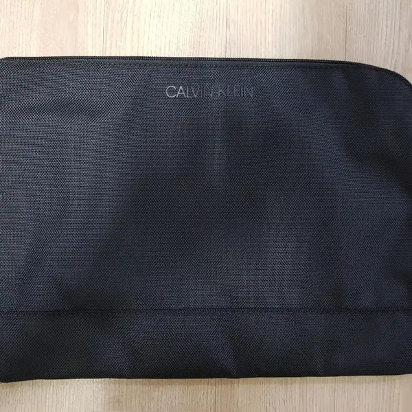 [BUNJANG] Calvin Klein Clutch Bag / ck 캘빈클라인 클러치백